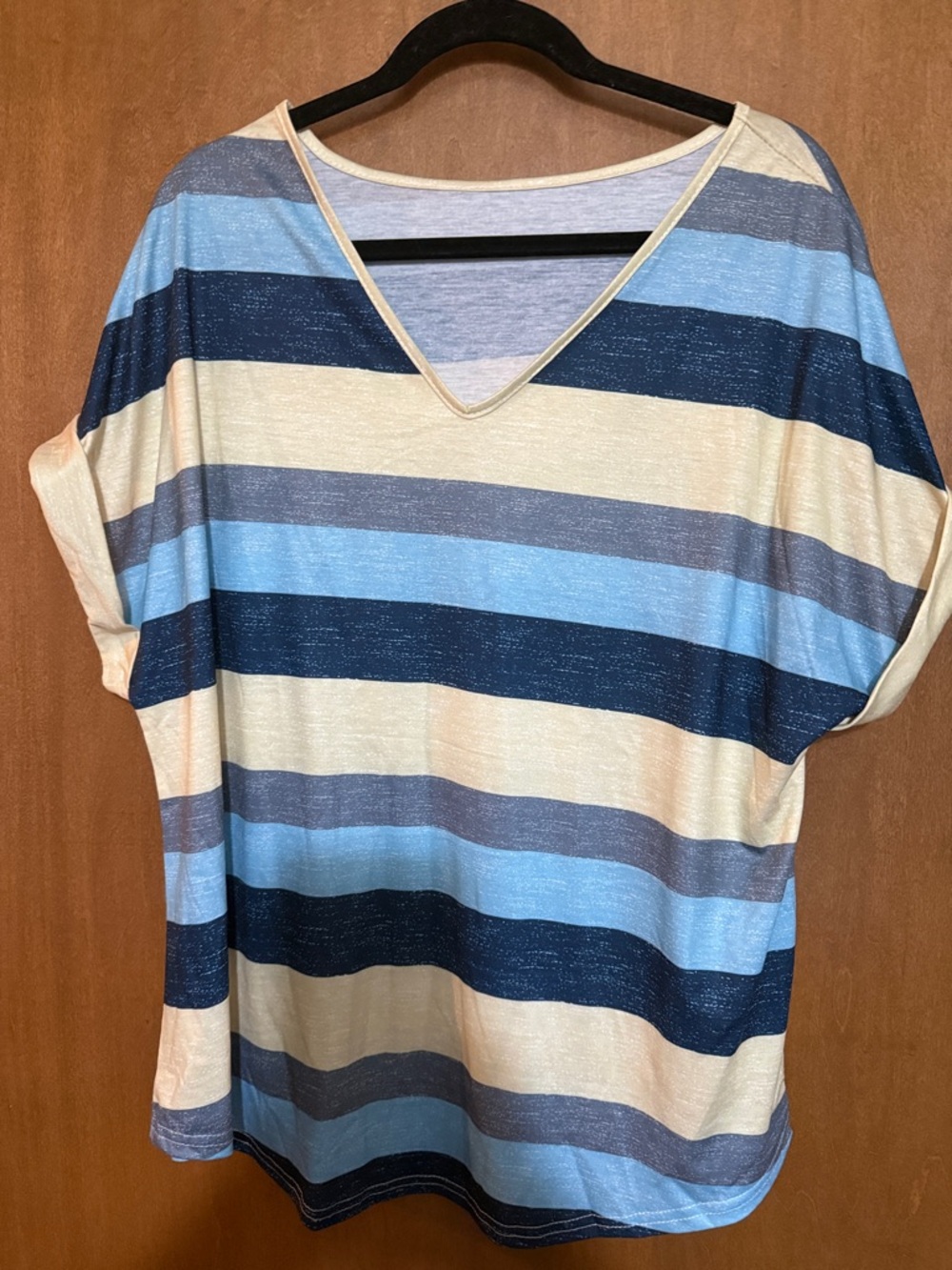 NWOT Relaxed V-Neck Striped Women’s Top in Blue, Gray and Yellow